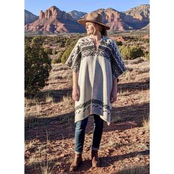 Loft Women’s Nordic Geometric Knit Oatmeal Poncho Open Front Cape Fair Isle XS/S - Picture 2 of 7